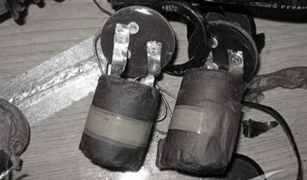 劣質電容常常采用不耐用的劣質薄膜